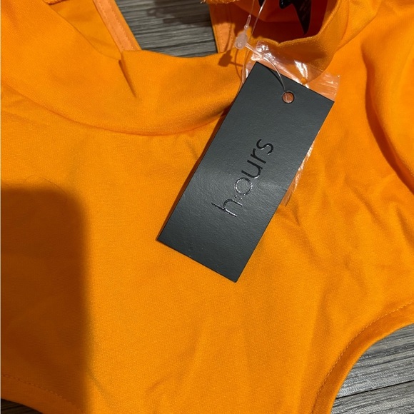 h:ours NWT Antonella Cut-Out Long Sleeve Mini Dress – Bright Orange – Size M - Picture 11 of 11
